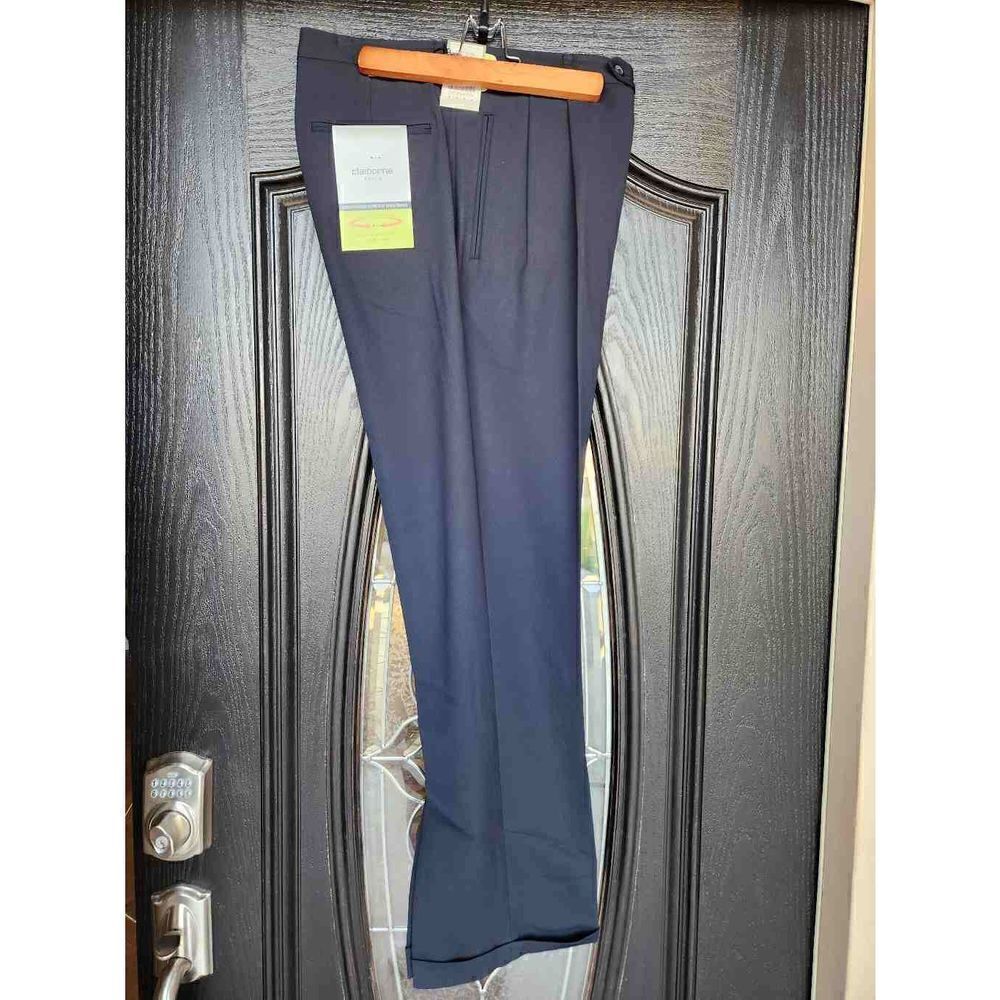Claiborne Men's Pants New Navy blue Waist 36 Length 32 Stretch Gabardine Wrinkle